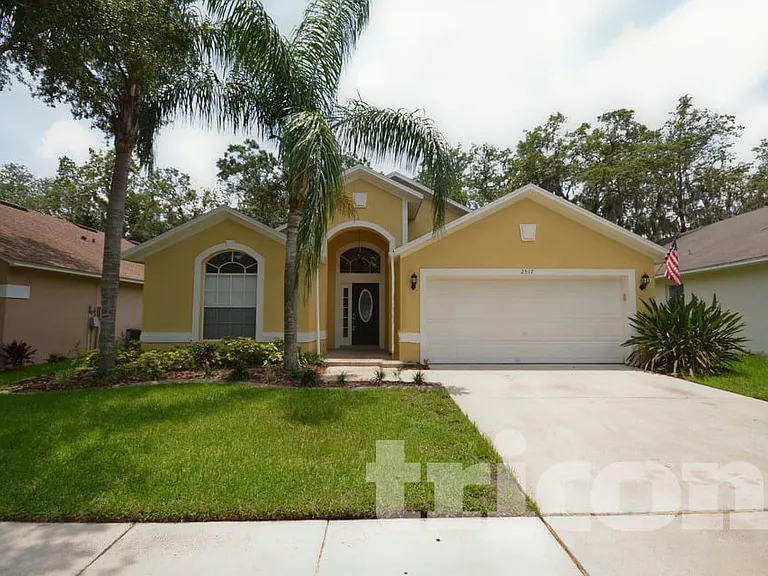 2517 Clareside Dr — Photo 1