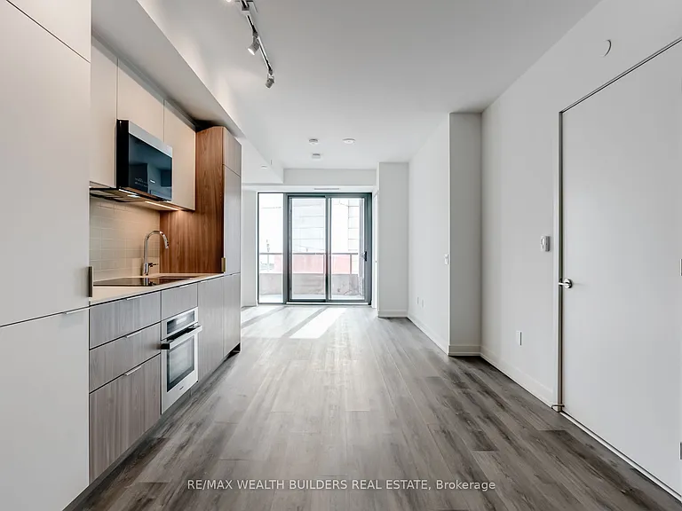 28 Eastern Ave #323 — Photo 3