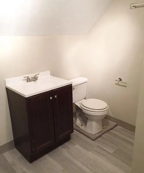 Master Suite Full Bathroom