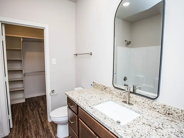 5865 Virginia Ave #1 — Photo 60