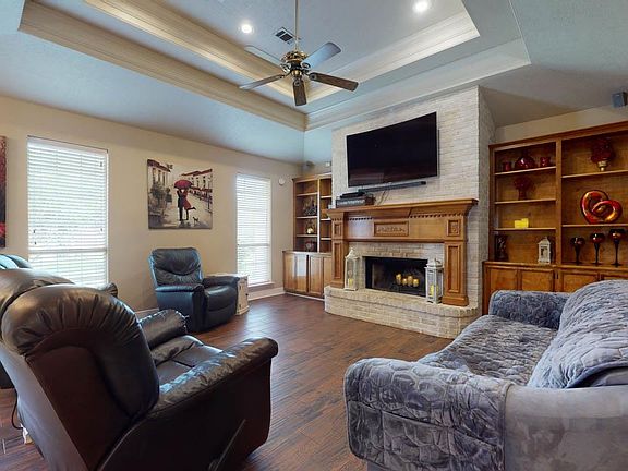2nd image of 8190 Dawn Dr