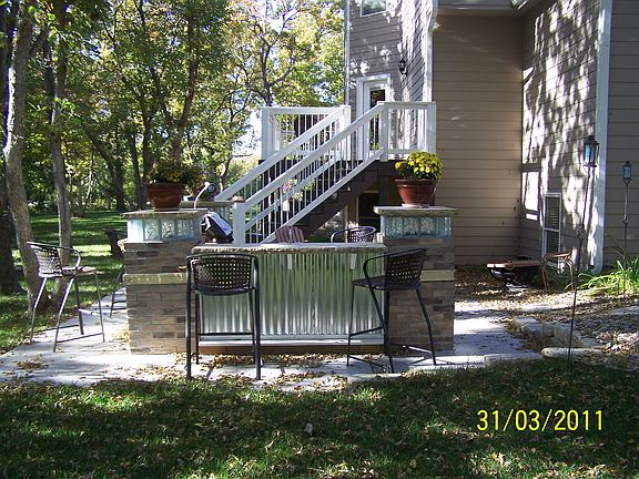 Outdoor kitchen