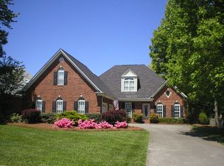 1113 Clyde Edgerton Dr, Kernersville, NC 27284