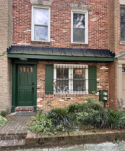 1814 Swann St NW #A Photo 1