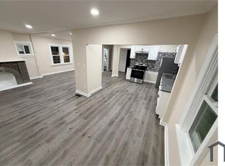 12805 Holborn Ave, Cleveland, OH 44105