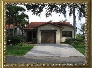 17811 NW 66 Court Cir, Hialeah, FL 33015