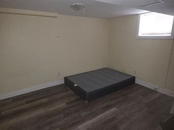 4th image of 6 Sterne Ave
