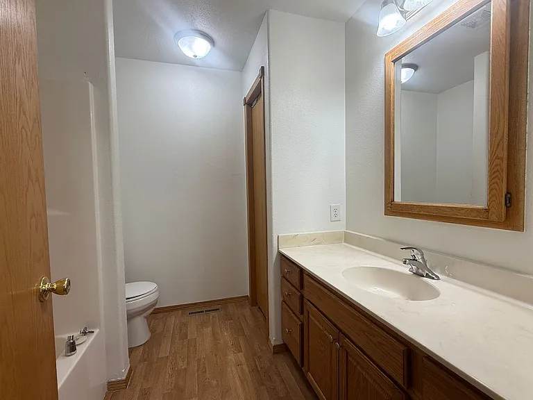 3029 Stonewall Dr — Photo 10