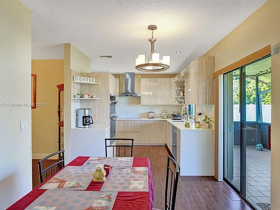 5th image of 11431 NW 39th St #11431
