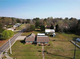 507 Arnold Mill Rd, Woodstock, GA 30188