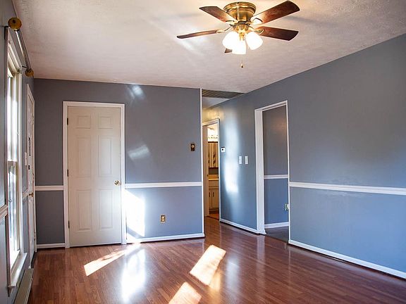 5th image of 140 Molly St