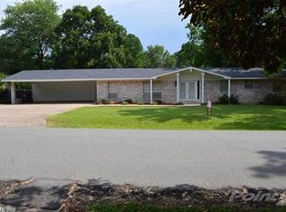 5 Broadmoor Dr, Conway, AR 72034