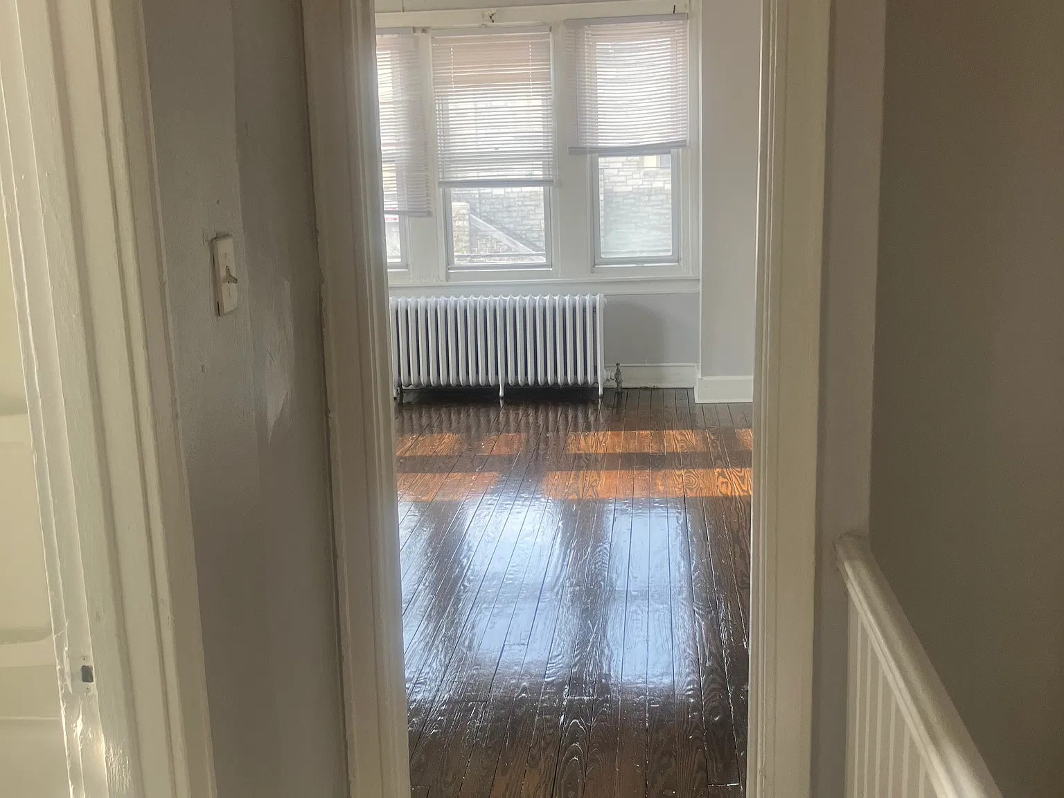 2 bed, $1,200 — Photo 2