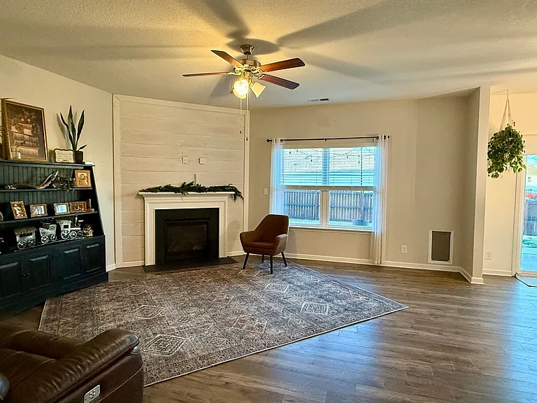 6719 Wildlife Cir — Photo 14