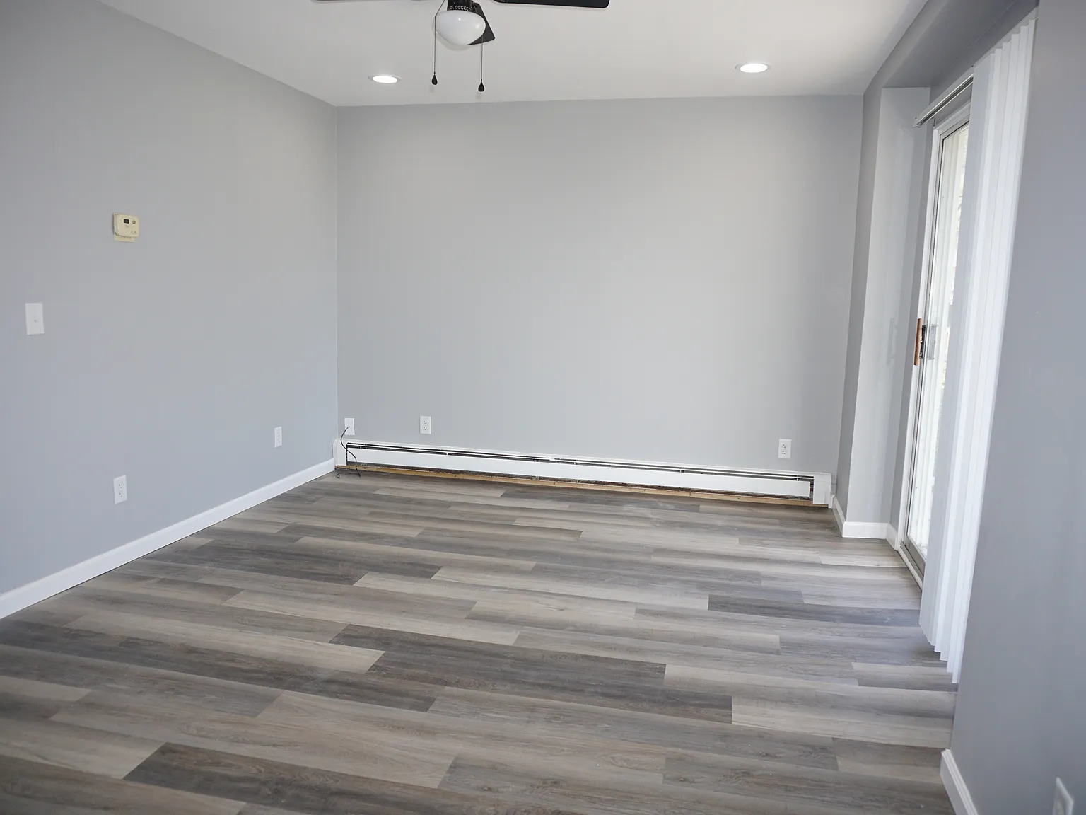 2 bed, 950 sqft, $1,150 — Photo 3
