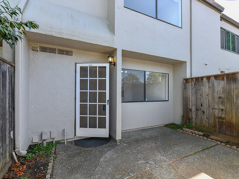 3636 Shelter Creek Dr — Photo 30
