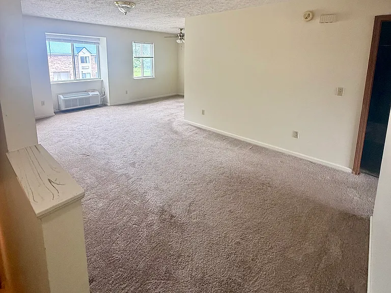 461 Whites Mill Rd #457B — Photo 2