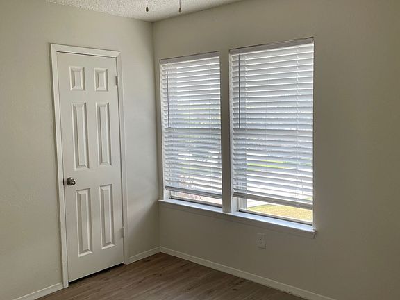 5th image of 1705 Coronado Hills Dr APT C
