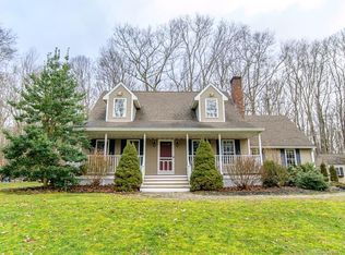 71 Lovers Ln, Windham, CT 06280