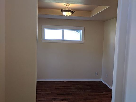3rd image of 1288 Halsey Dr