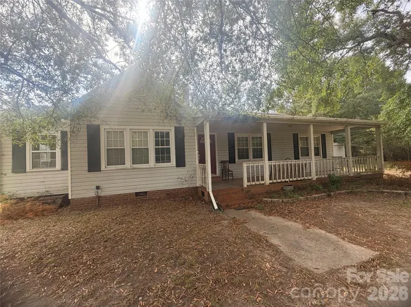 171 Fox Run Rd, Lancaster, SC 29720