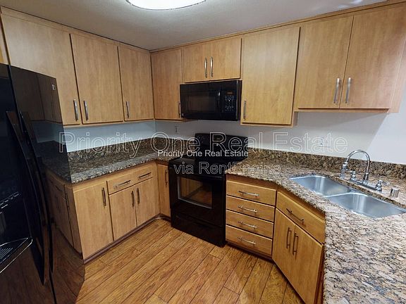 2nd image of 3958 60th St Unit 76