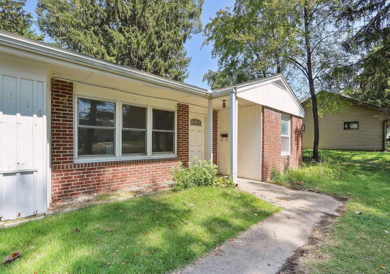 1614 W. Union St. — Photo 4