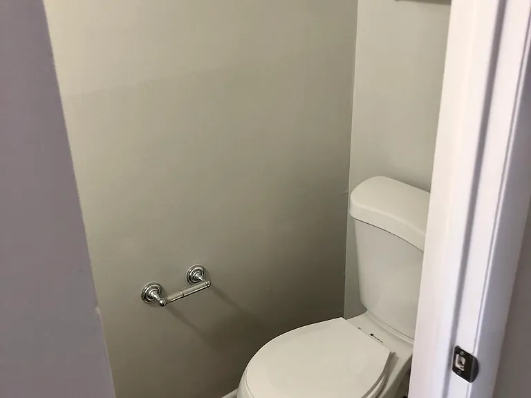 1020 Hickory Hill Ln — Photo 10