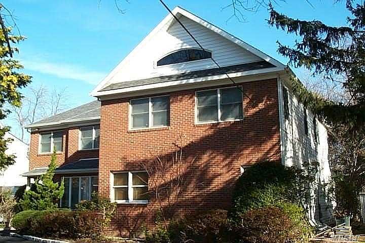 1st image of 74 Margaret Ave
