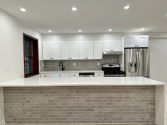 Rented by Compass | media 17