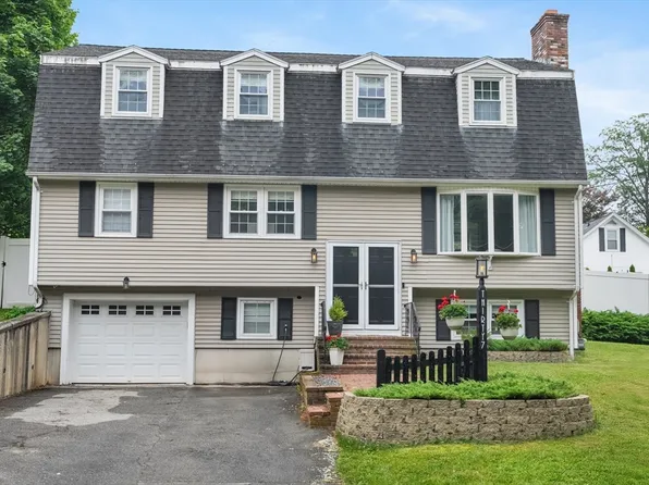 37 Hillcrest Ave, Methuen, MA 01844