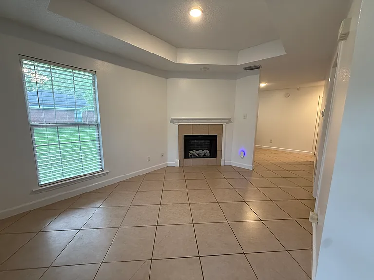 2710 Betbeze St — Photo 12