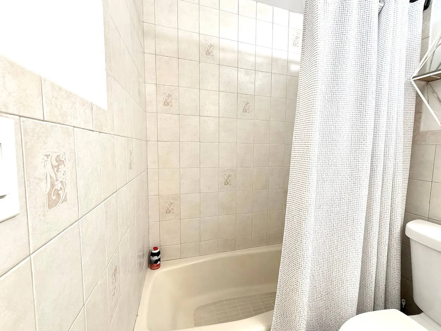 2 bed, 1.0 bath, 875 sqft, $3,100 — Photo 4