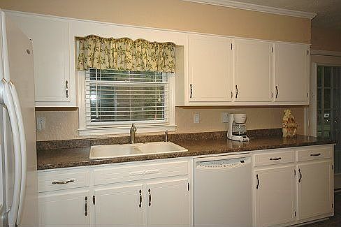 4th image of 2622 Green Valley Ct