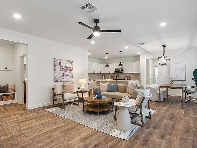 4A | 4 Bed / 2.5 Bath - Living Space