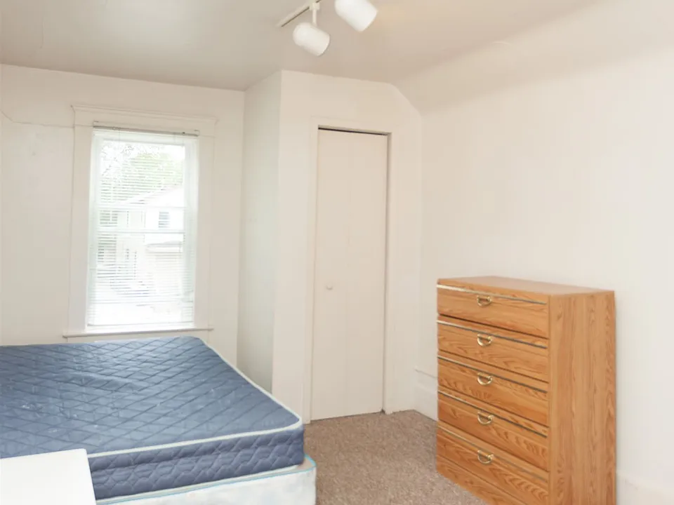 912Sybil-Apt3_MG_0594
