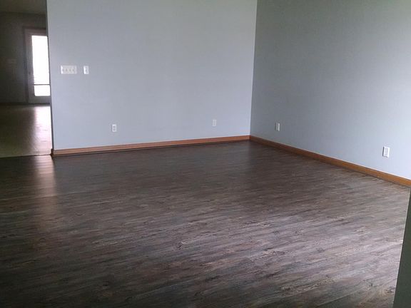 5th image of 1783 Koch Dr