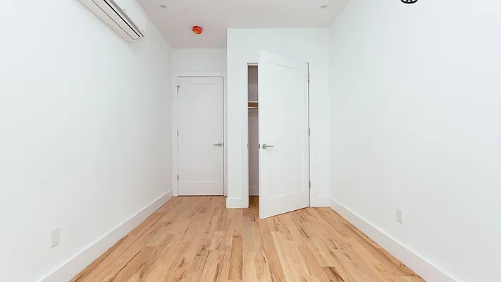 Rented by Dallien Realty Limited Liability Company | media 32