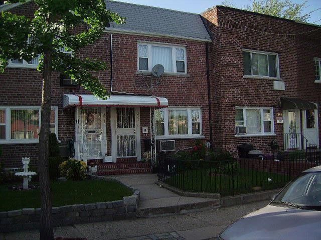 2nd image of 210 Bay 48 St