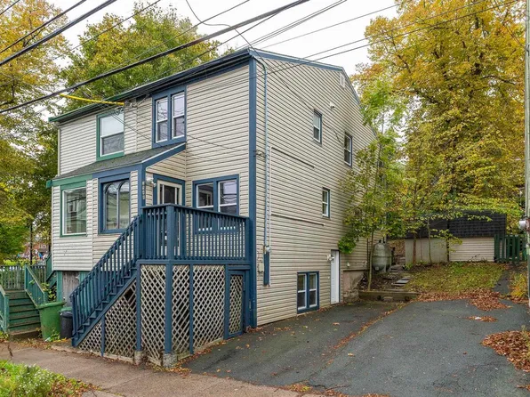 2546 Brunswick St, Halifax, NS B3K 2Z6