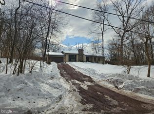 3052 Funks Mill Rd, Riegelsville, PA 18077