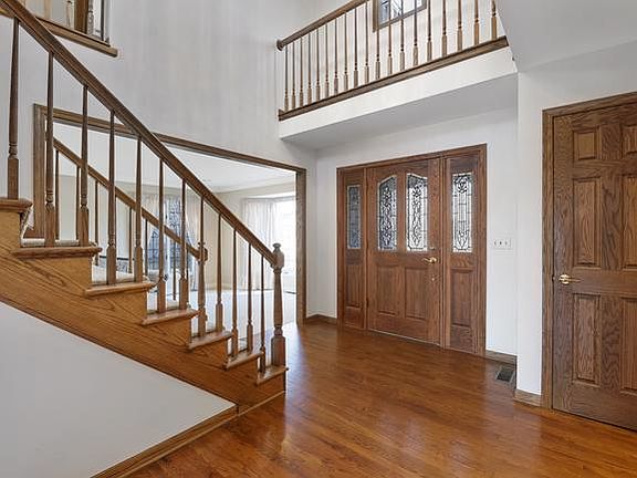 2nd image of 712 Westshore Dr