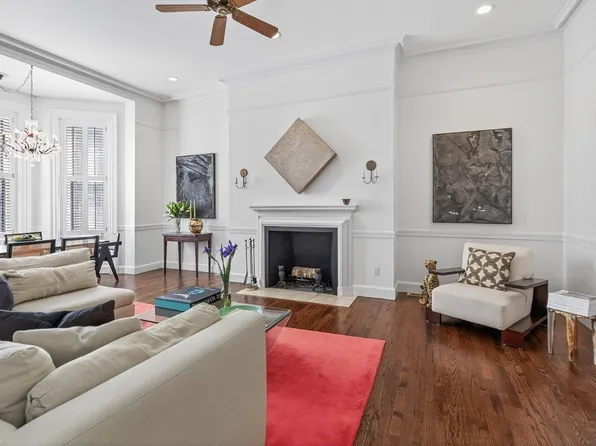 180 Marlborough St APT 2, Boston, MA 02116