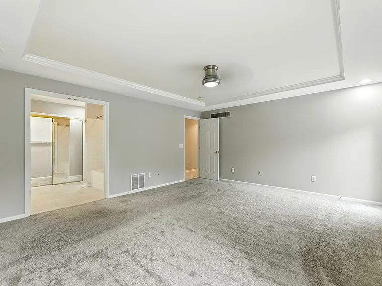 6643 Willow Bend Dr — Photo 17