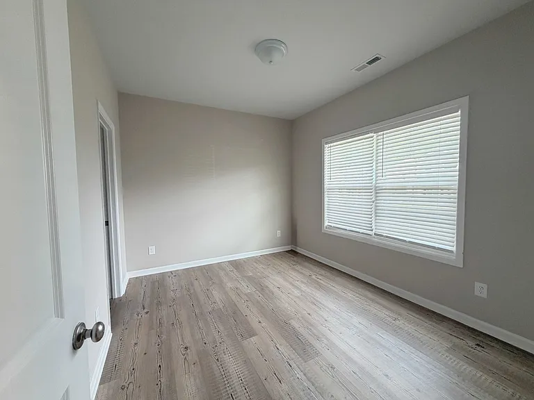55 Shady Creek Trl — Photo 10