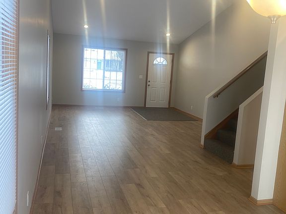 4th image of 11887 Seven Pine Dr