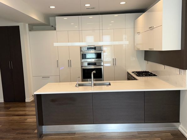 1420 W Fulton St APT 2