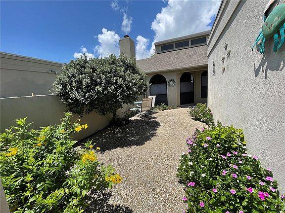 2nd image of 133 Santa Fe Dr