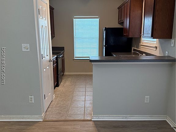 4th image of 2534 Rhapsody Ct