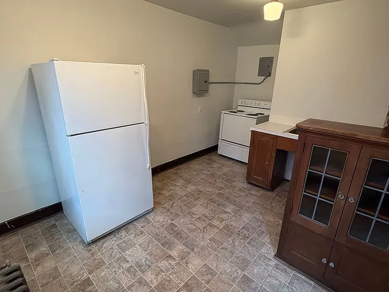 524 N Eldorado Ave — Photo 2